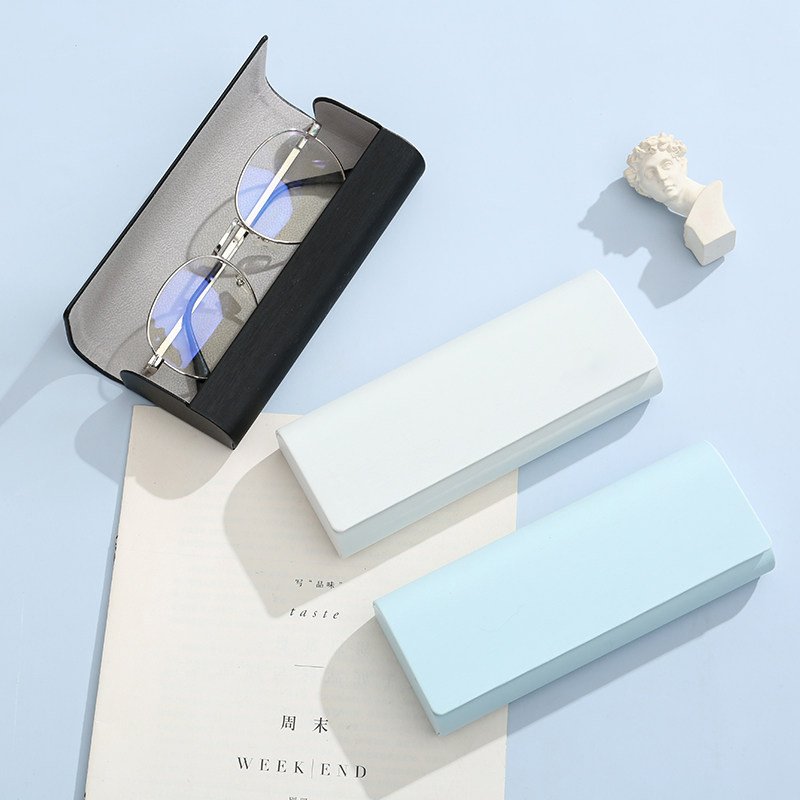 Slim Rectangular Eyeglass Case with Magnetic Closure - 图片 2