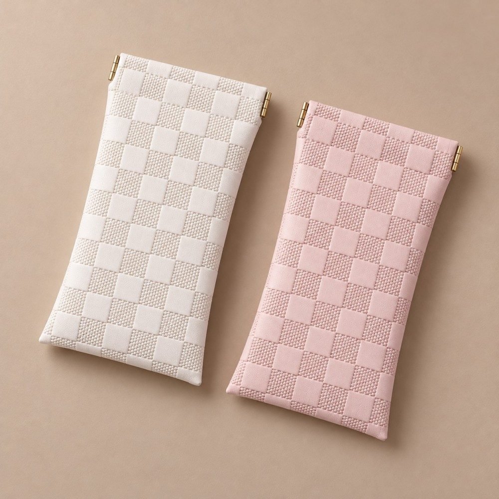 Sunglasses pouches wholesale in pearl white checkered PU